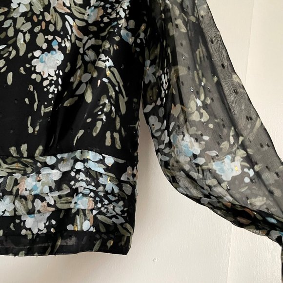 WHBM Floral Metallic Sheer Print Blouse Sz 2 Balloon Sleeve V Lined Black/Blue - Picture 4 of 16